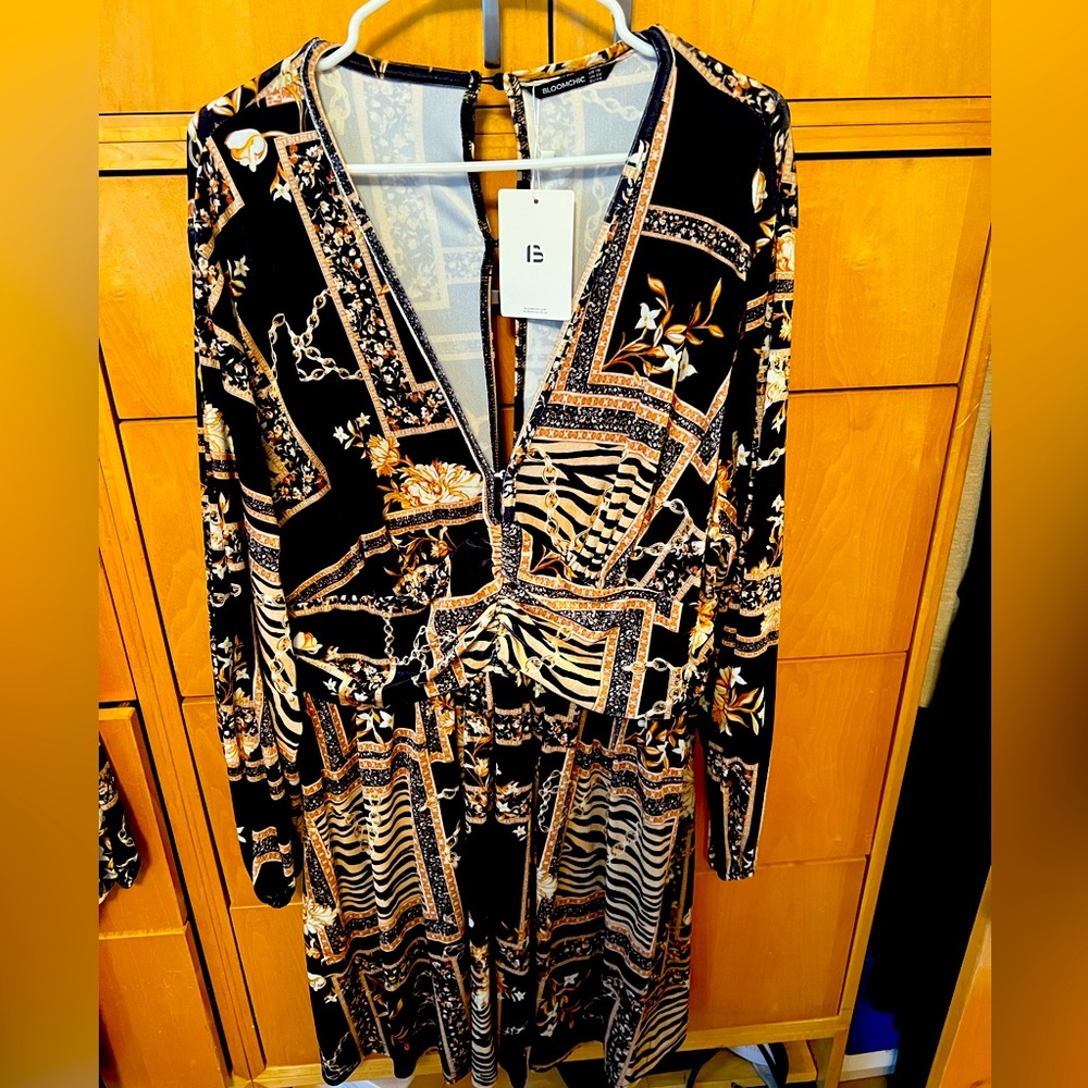 Black & Gold Party Dress - Plus Size 16US